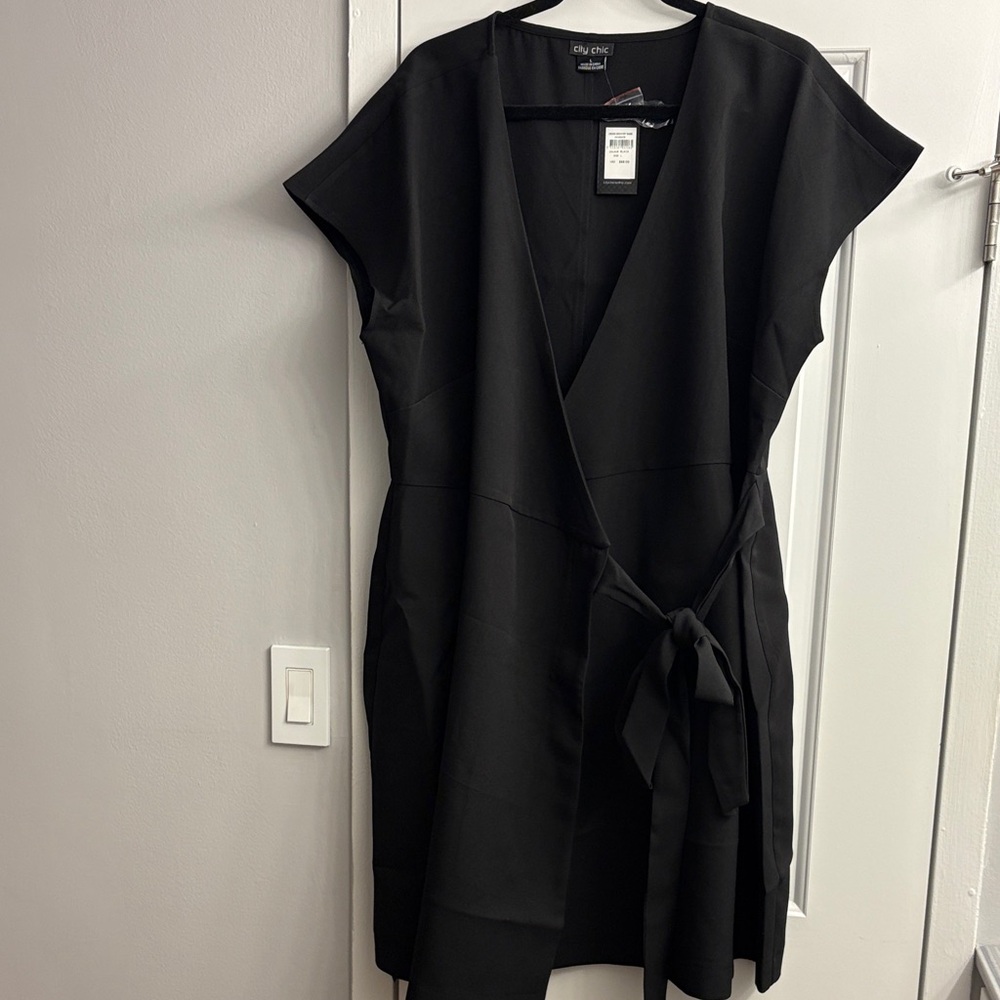 City Chic Groovy Babe Black Dress L NWT